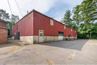 35 Lower Grape St, Chicopee, MA 01013 - Photo 25