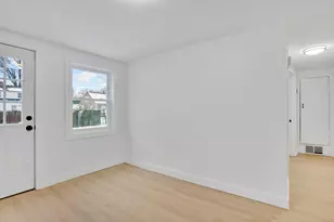 38 Tyrone St, Springfield, MA 01104 - Photo 15