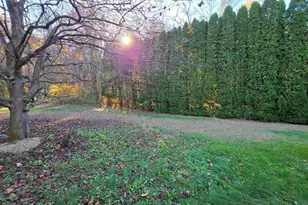 13 E Brookfield Rd, North Brookfield, MA 01535 - Photo 7