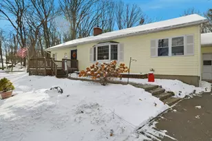 9 E Hill Rd, Monson, MA 01057 - Photo 5