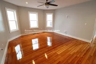 21 Seafoam Ave, Winthrop, MA 02152 - Photo 5
