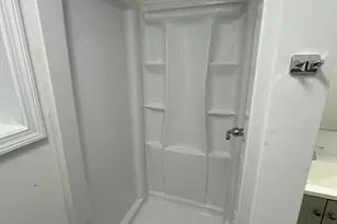 126 Lincoln St, Worcester, MA 01602 - Photo 9