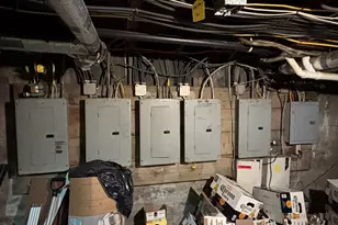 124 Pleasant St, Fitchburg, MA 01420 - Photo 27