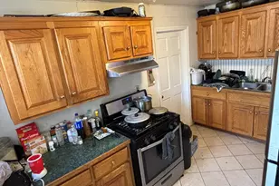 124 Pleasant St, Fitchburg, MA 01420 - Photo 25