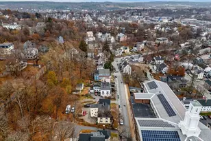 124 Pleasant St, Fitchburg, MA 01420 - Photo 11