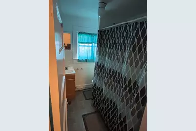 124 Pleasant St, Fitchburg, MA 01420 - Photo 21