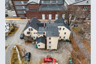 124 Pleasant St, Fitchburg, MA 01420 - Photo 5