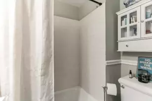 60 Myrtle St, Boston, MA 02144 - Photo 9