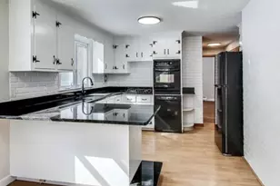 215 Blue Hill Dr, Westwood, MA 02090 - Photo 3