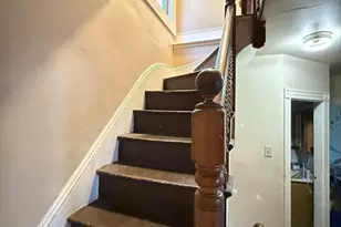 10 Eldora St, Boston, MA 02120 - Photo 23