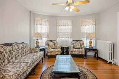 154 Glen St #1, Somerville, MA 02145 - Photo 3