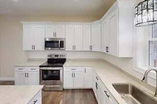 41 Modoc St, Worcester, MA 01604 - Photo 3