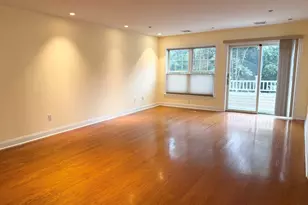 11 Cheriton Rd, Boston, MA 02132 - Photo 9