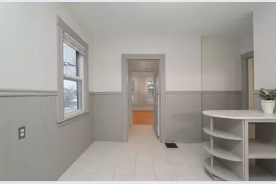 61 Washington Rd #2, Springfield, MA 01108 - Photo 7