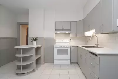 61 Washington Rd #2, Springfield, MA 01108 - Photo 3