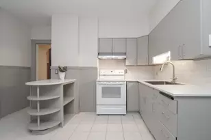 61 Washington Rd, Springfield, MA 01108 - Photo 3