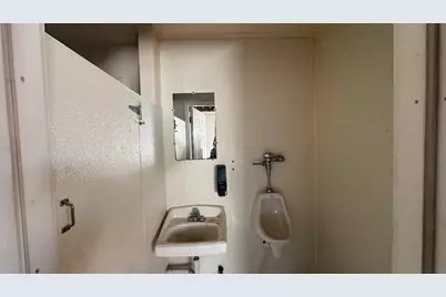 54 Commercial St, Palmer, MA 01069 - Photo 27