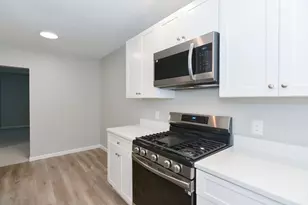 141 Lake Shore Rd, Boston, MA 02135 - Photo 5