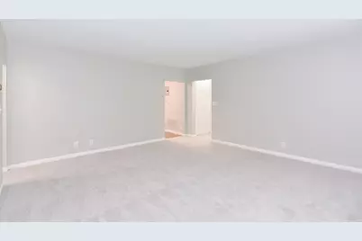 141 Lake Shore Rd #1, Boston, MA 02135 - Photo 3