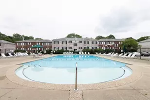 141 Lake Shore Rd, Boston, MA 02135 - Photo 21