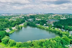 141 Lake Shore Rd, Boston, MA 02135 - Photo 23