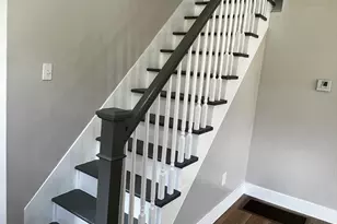 56 Pelham Streetr, Methuen, MA 01844 - Photo 9