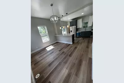 56 Pelham Streetr #0, Methuen, MA 01844 - Photo 5