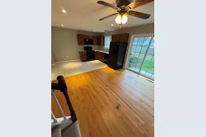 213 Skeele Street #Right, Chicopee, MA 01013 - Photo 3