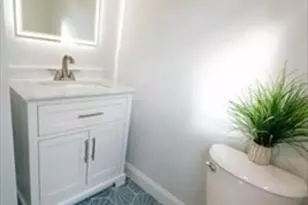 35 Wright St, Stoneham, MA 02180 - Photo 9