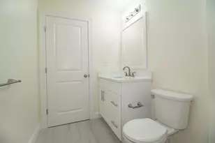 5 W Chapel St, Abington, MA 02351 - Photo 17