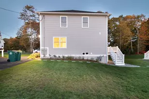 5 W Chapel St, Abington, MA 02351 - Photo 37