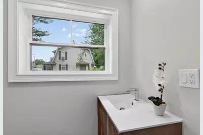 11 Mason Ave, Billerica, MA 01862 - Photo 11