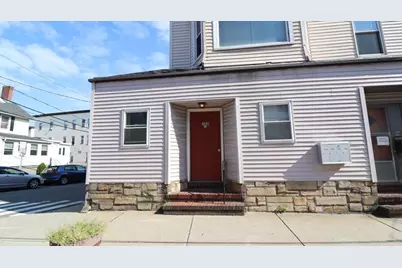 202 Washington St #1F, Somerville, MA 02143 - Photo 1