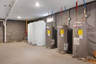 11 Seymour Ave, Lynn, MA 01902 - Photo 35