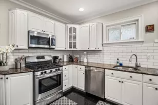 4 George St, Somerville, MA 02145 - Photo 3