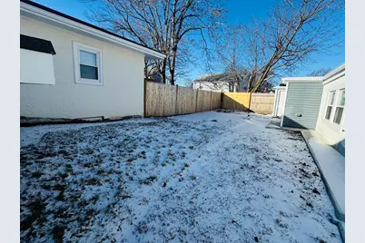 73 Victoria St, Revere, MA 02151 - Photo 3