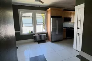 140 Woodbine, Providence, RI 02906 - Photo 3