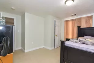 94 Summer St, Lawrence, MA 01840 - Photo 17