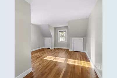 319 Taunton St, Wrentham, MA 02093 - Photo 11