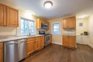 21 Manning, Salem, MA 01970 - Photo 11