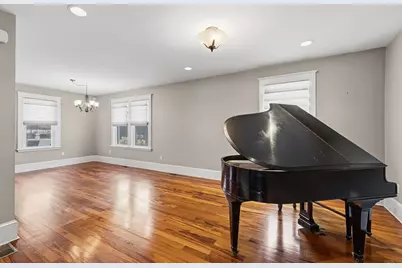 12 Pontiac St, New Bedford, MA 02745 - Photo 13