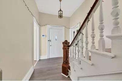 420 Bradford Avenue, Fall River, MA 02721 - Photo 5