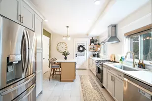 265 Maple St, New Bedford, MA 02740 - Photo 9