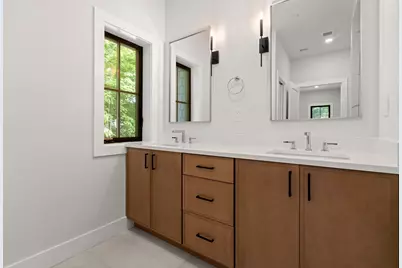 8 Elm Street #8, Newton, MA 02465 - Photo 17