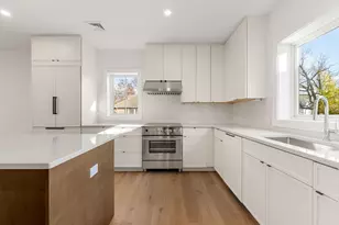 2 Elm St, Newton, MA 02465 - Photo 3