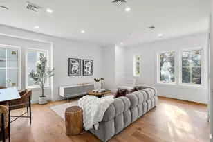 16 Elm St, Newton, MA 02465 - Photo 7