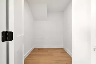 16 Elm St, Newton, MA 02465 - Photo 27