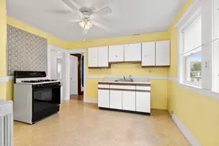 7 Mason Rd, Watertown, MA 02472 - Photo 23