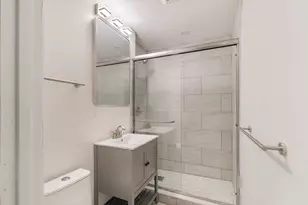 321 Tappan St, Brookline, MA 02445 - Photo 17