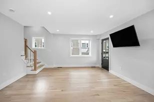 1514 Gorham St, Lowell, MA 01852 - Photo 3